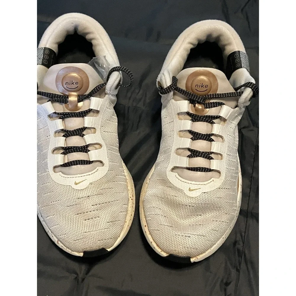 Nike Renew Serenity Run Premium Womens US 8 Sail Metallic Copper Coin Colorway